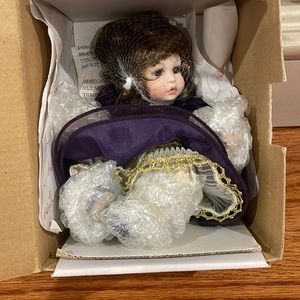 Marie Osmond “Tiny Tots” Amaya collector doll